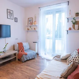 Studio Z Ogrodkiem Apartament Kraków
